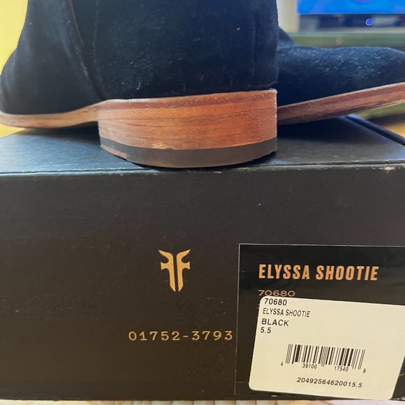 Frye Elyssa Shootie - Picture 3 of 7